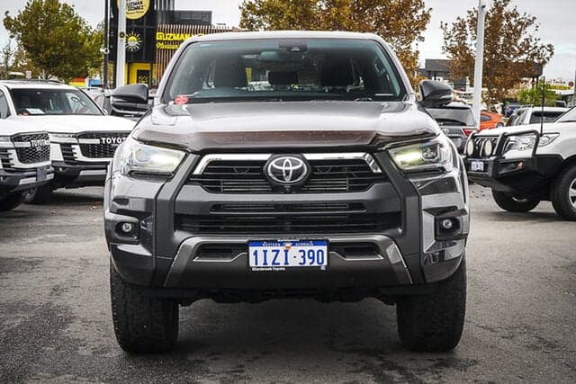 2022 Toyota Hilux Rogue in Silver