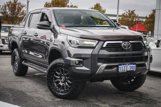 2022 Toyota Hilux Rogue in Silver