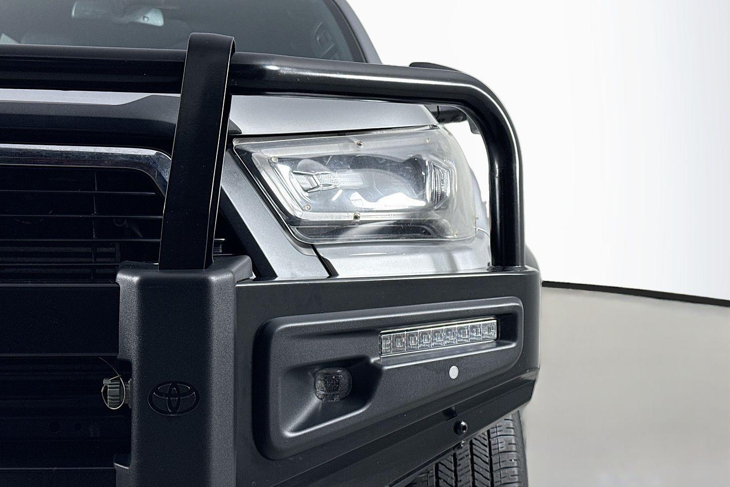 2022 Toyota Hilux Rogue in Silver