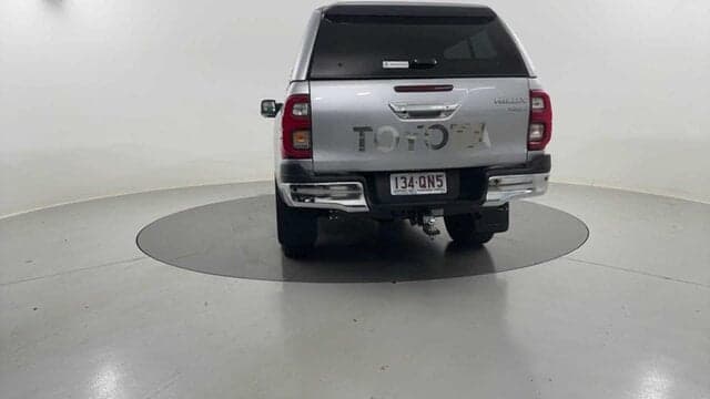 2023 Toyota Hilux SR5 in Silver