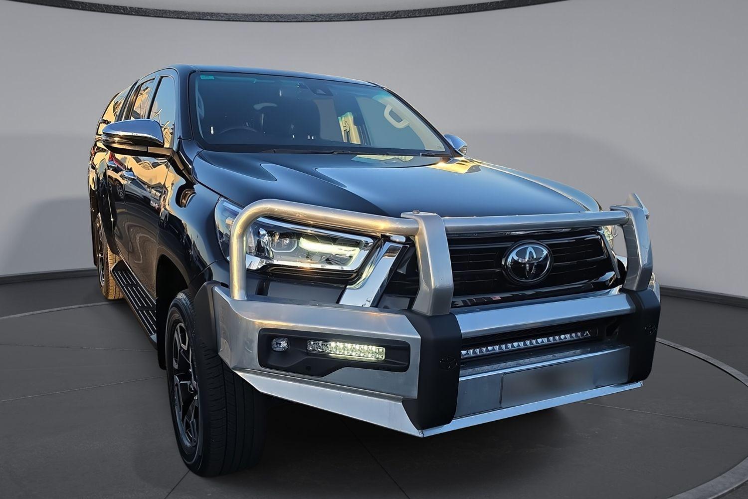 2021 Toyota Hilux SR5 in Black