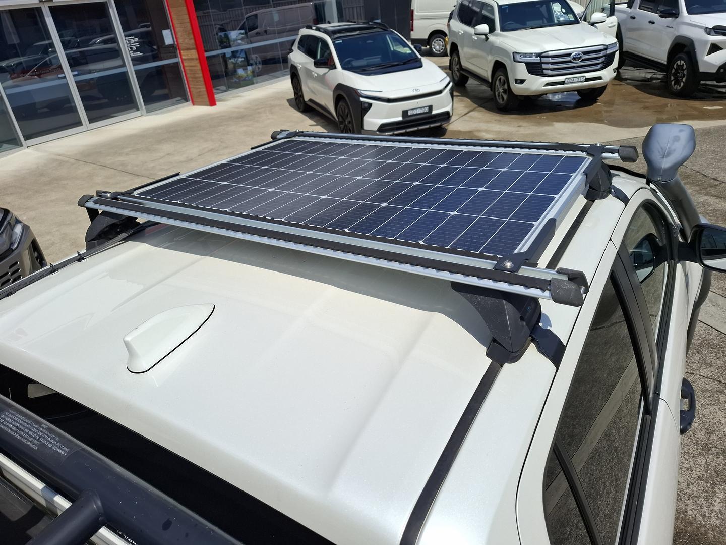 2022 Toyota Hilux Rugged X in White