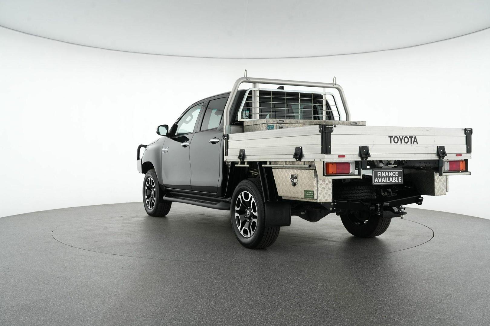 2023 Toyota Hilux SR5 in Black