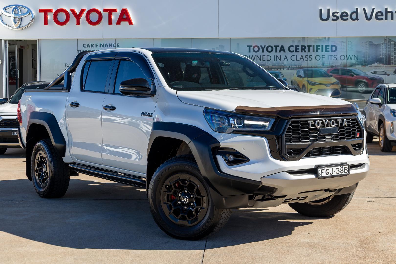 2023 Toyota Hilux GR-S in Two Tone White