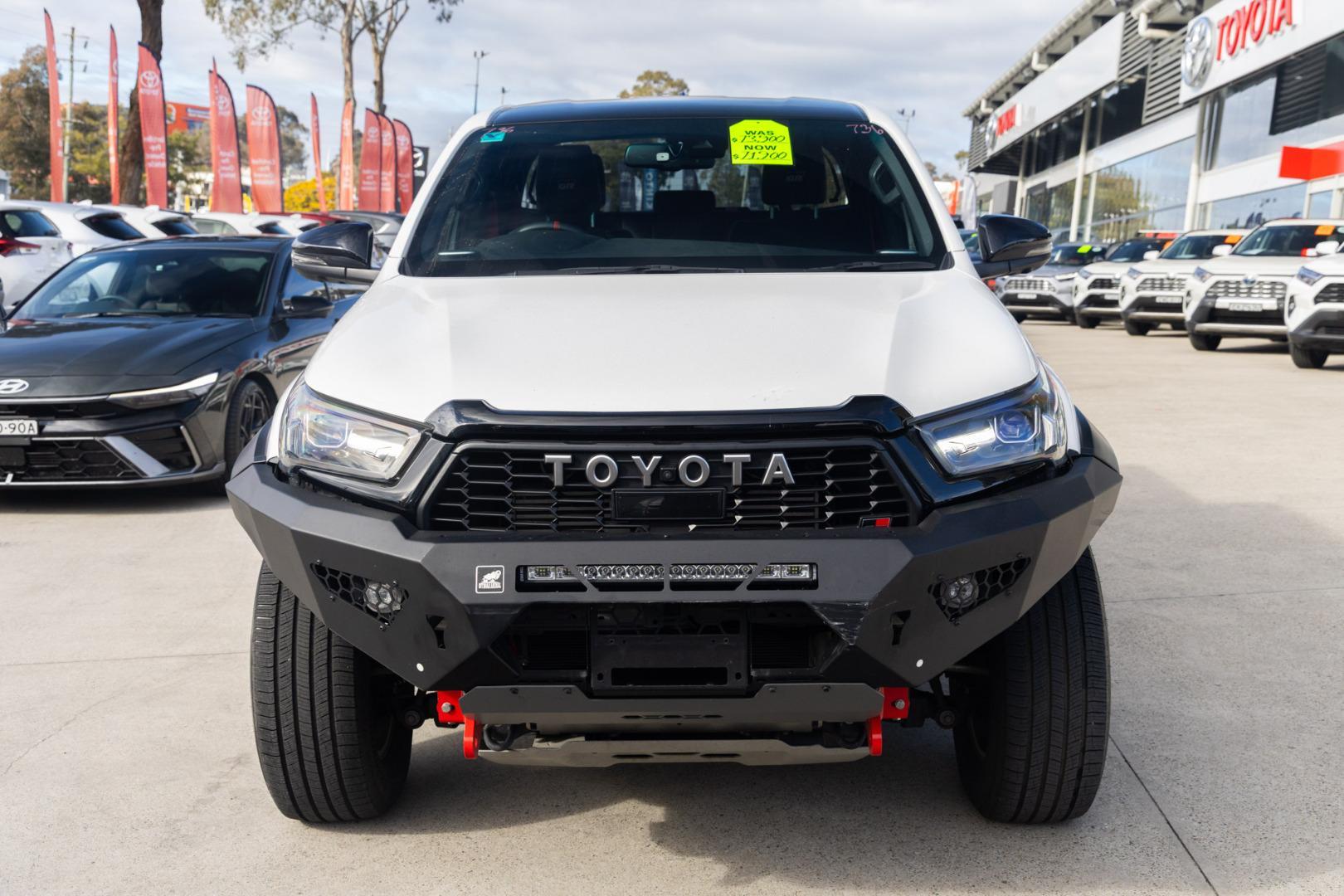 2024 Toyota Hilux GR-S in Two Tone White