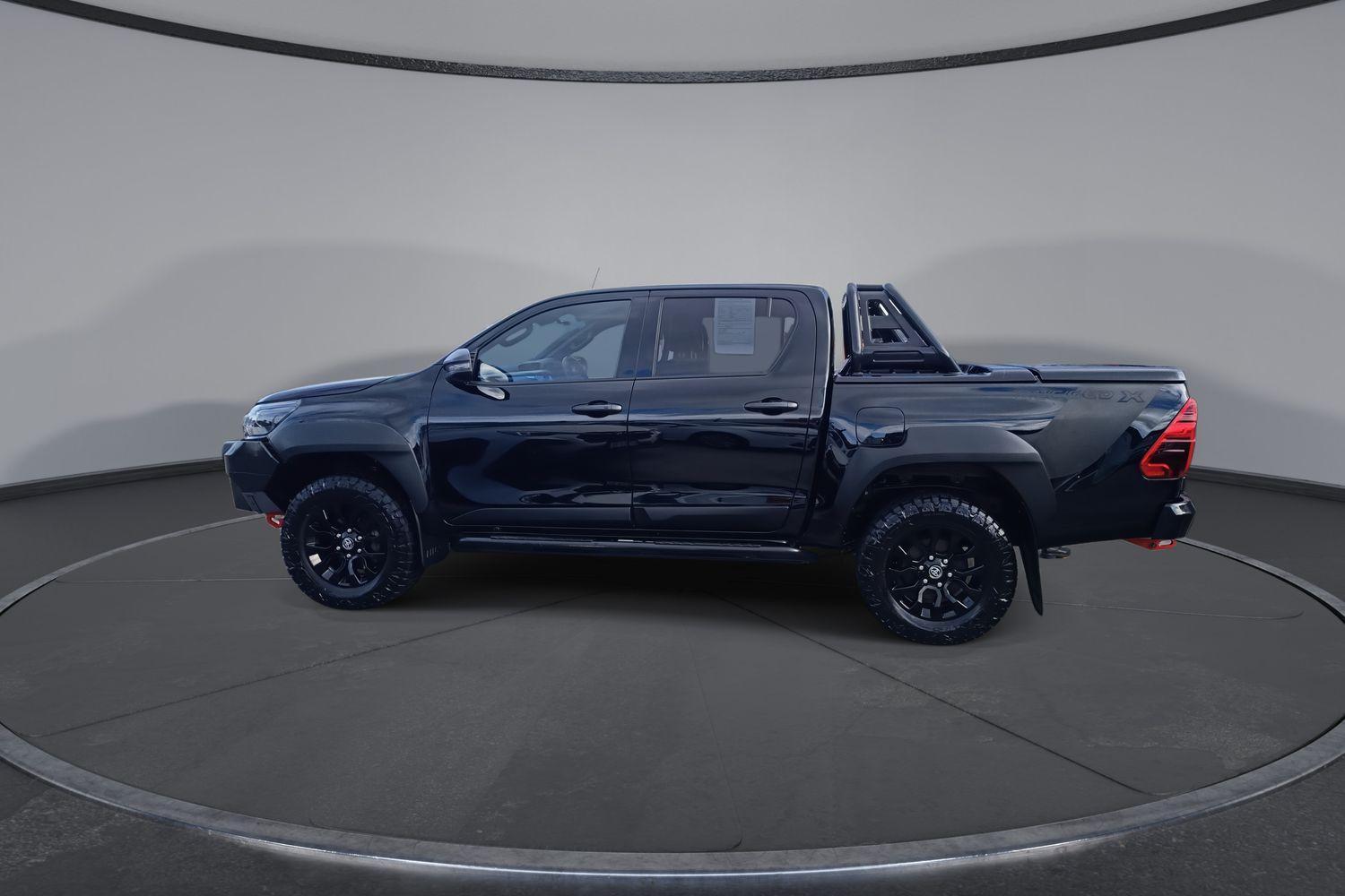 2021 Toyota Hilux Rugged X in Black