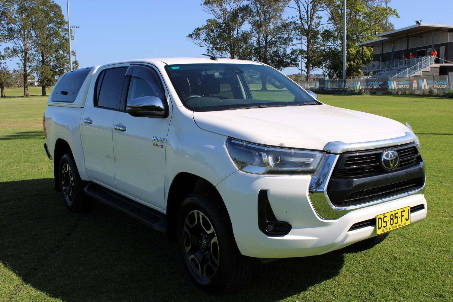 2021 Toyota Hilux SR5 in White
