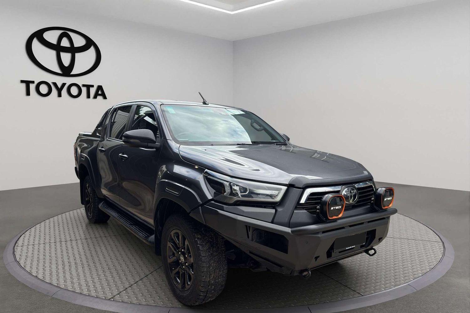 2021 Toyota Hilux Rogue in Silver