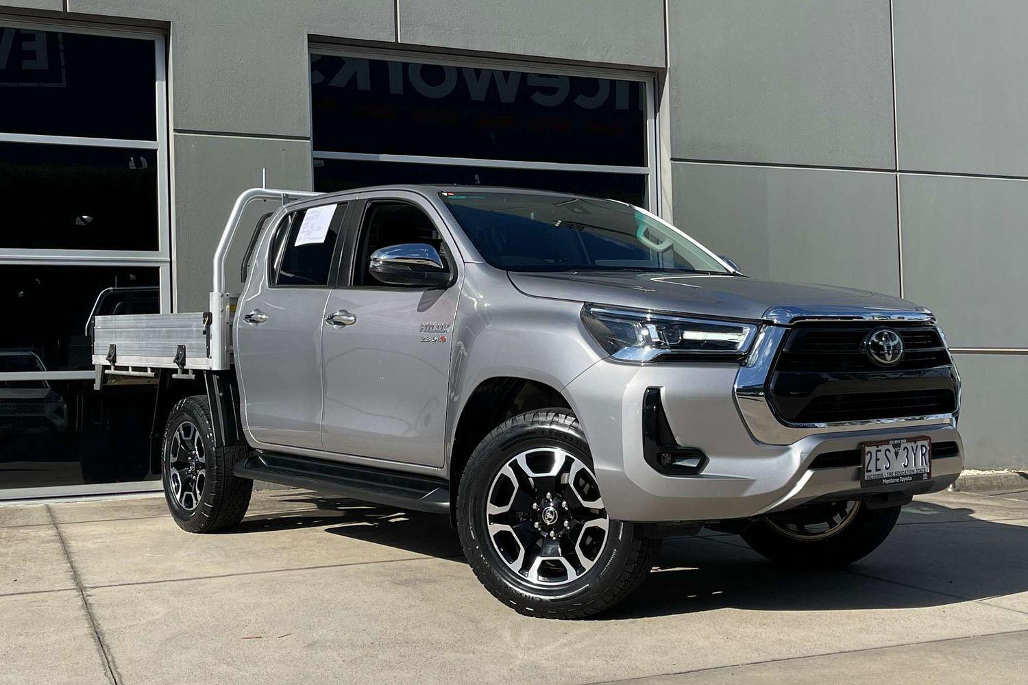 2022 Toyota Hilux SR5 in Silver