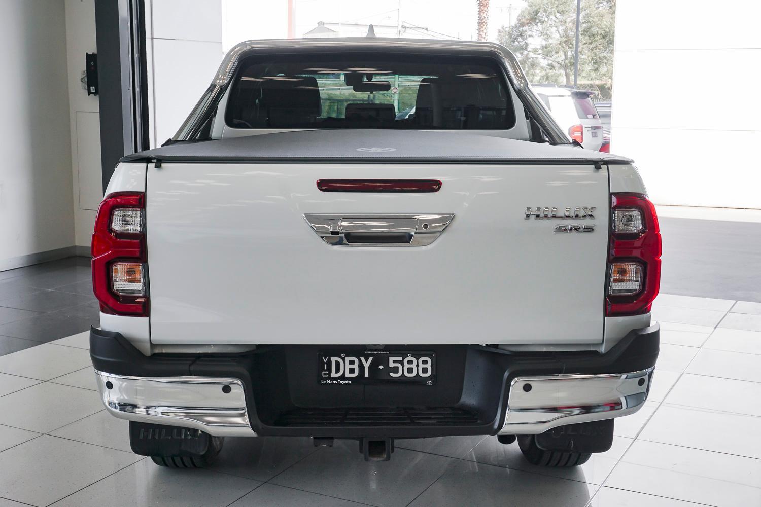 2022 Toyota Hilux SR5 in White