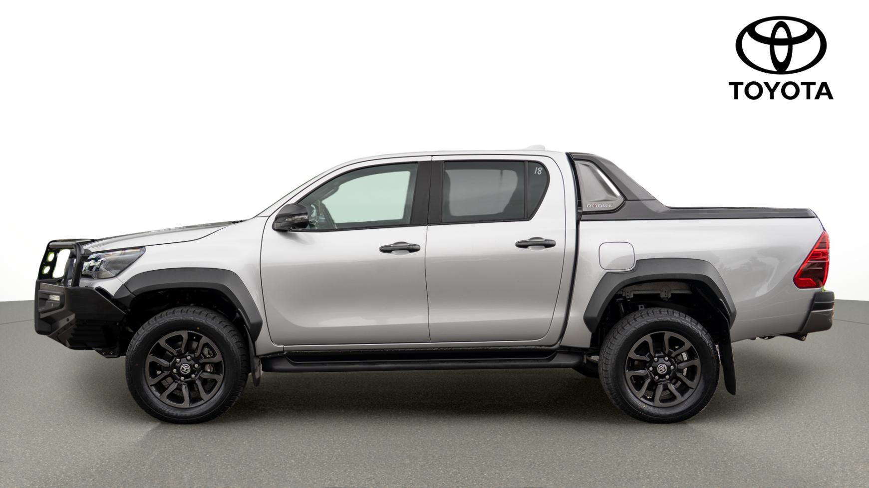 2022 Toyota Hilux Rogue in Silver