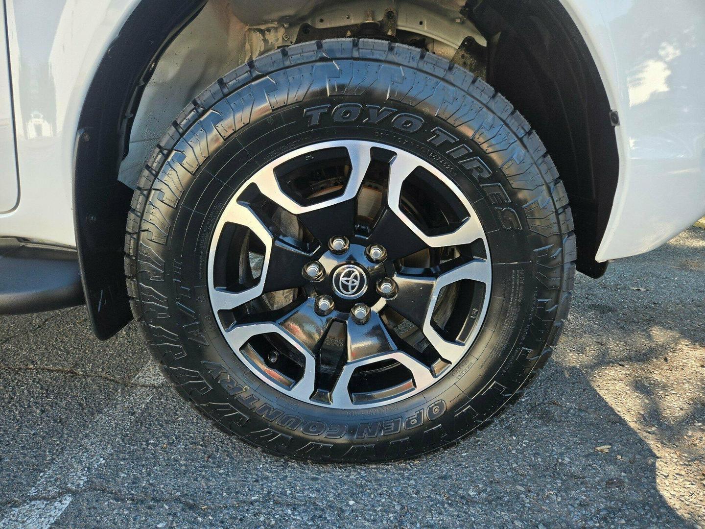 2023 Toyota Hilux SR5 in White