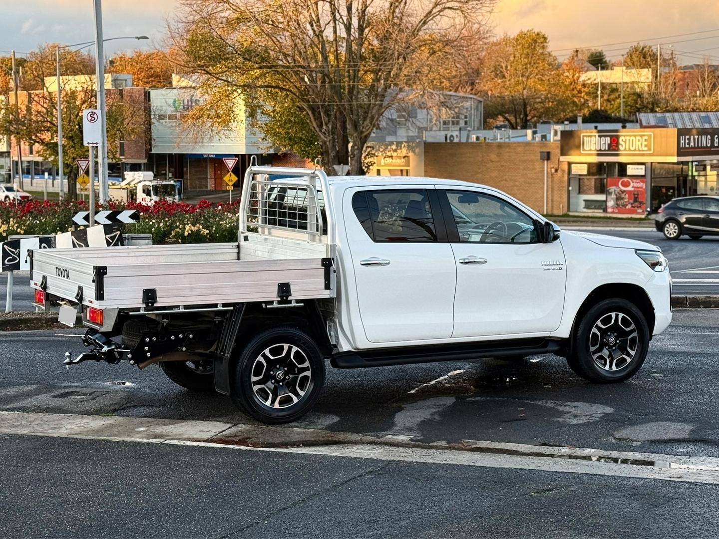 2023 Toyota Hilux SR5 in White
