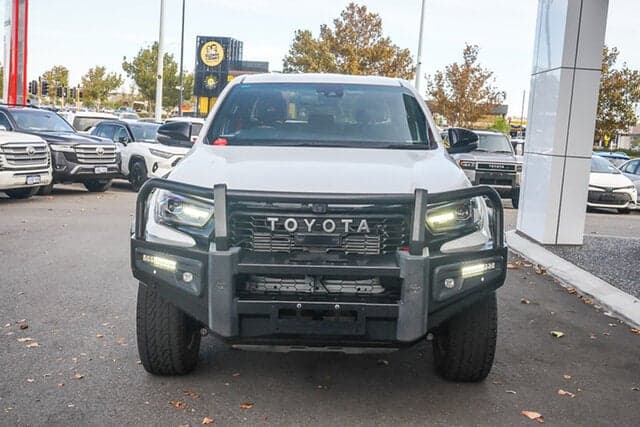 2023 Toyota Hilux GR-SPORT in White