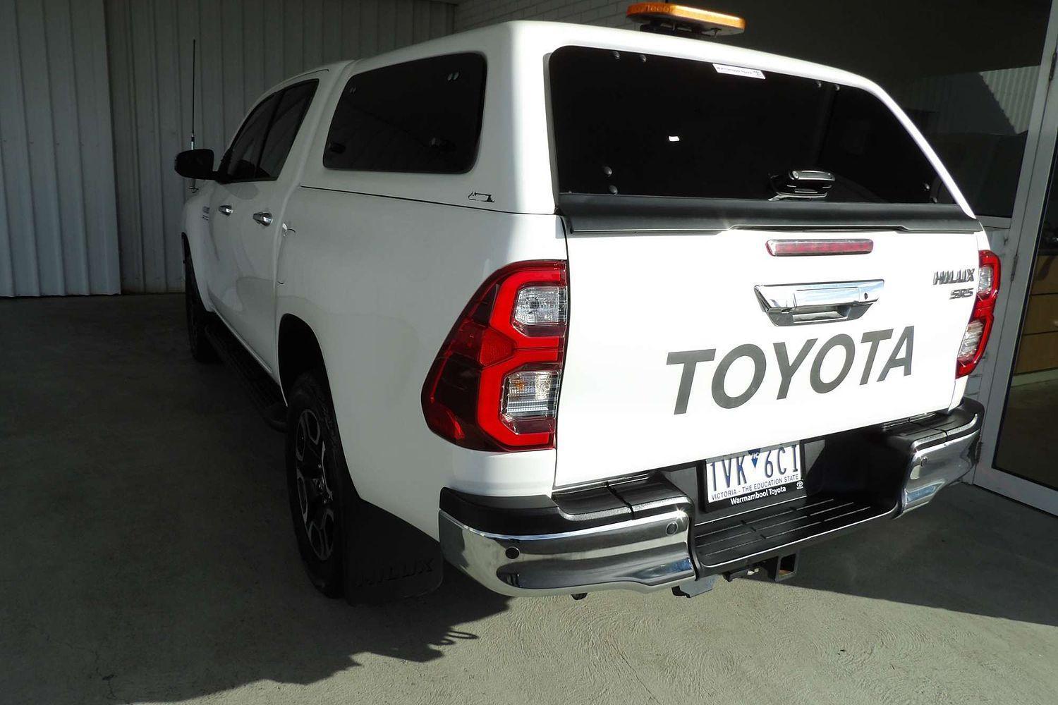 2021 Toyota Hilux SR5 in White