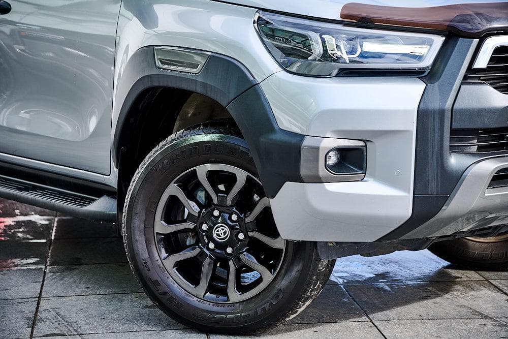 2022 Toyota Hilux Rogue in Silver