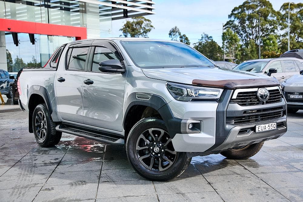 2022 Toyota Hilux Rogue in Silver