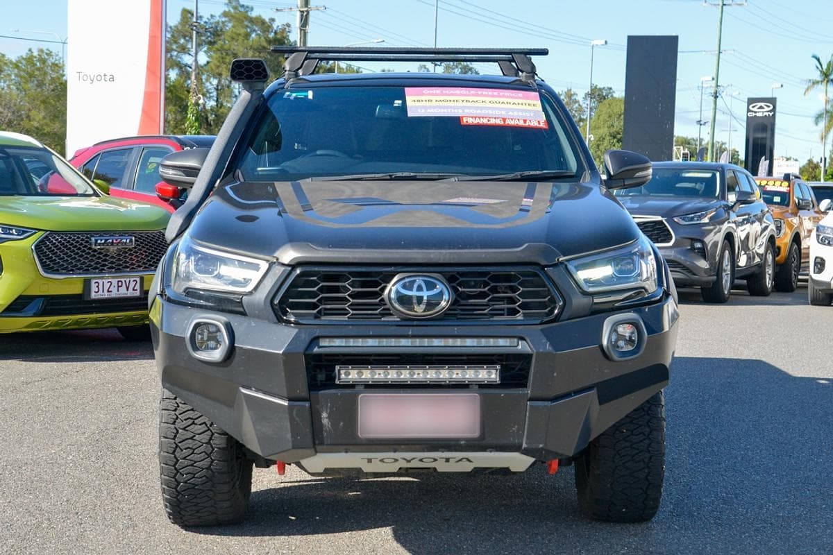 2022 Toyota Hilux Rugged X in Black