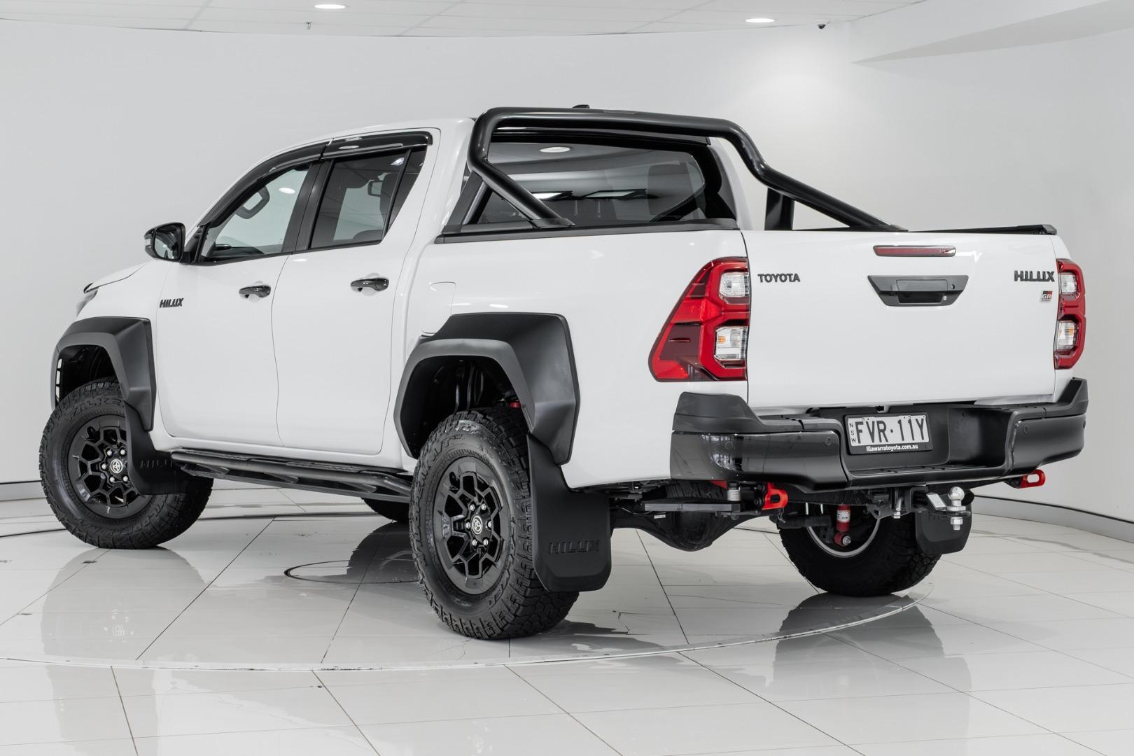 2025 Toyota Hilux GR-S in Two Tone White