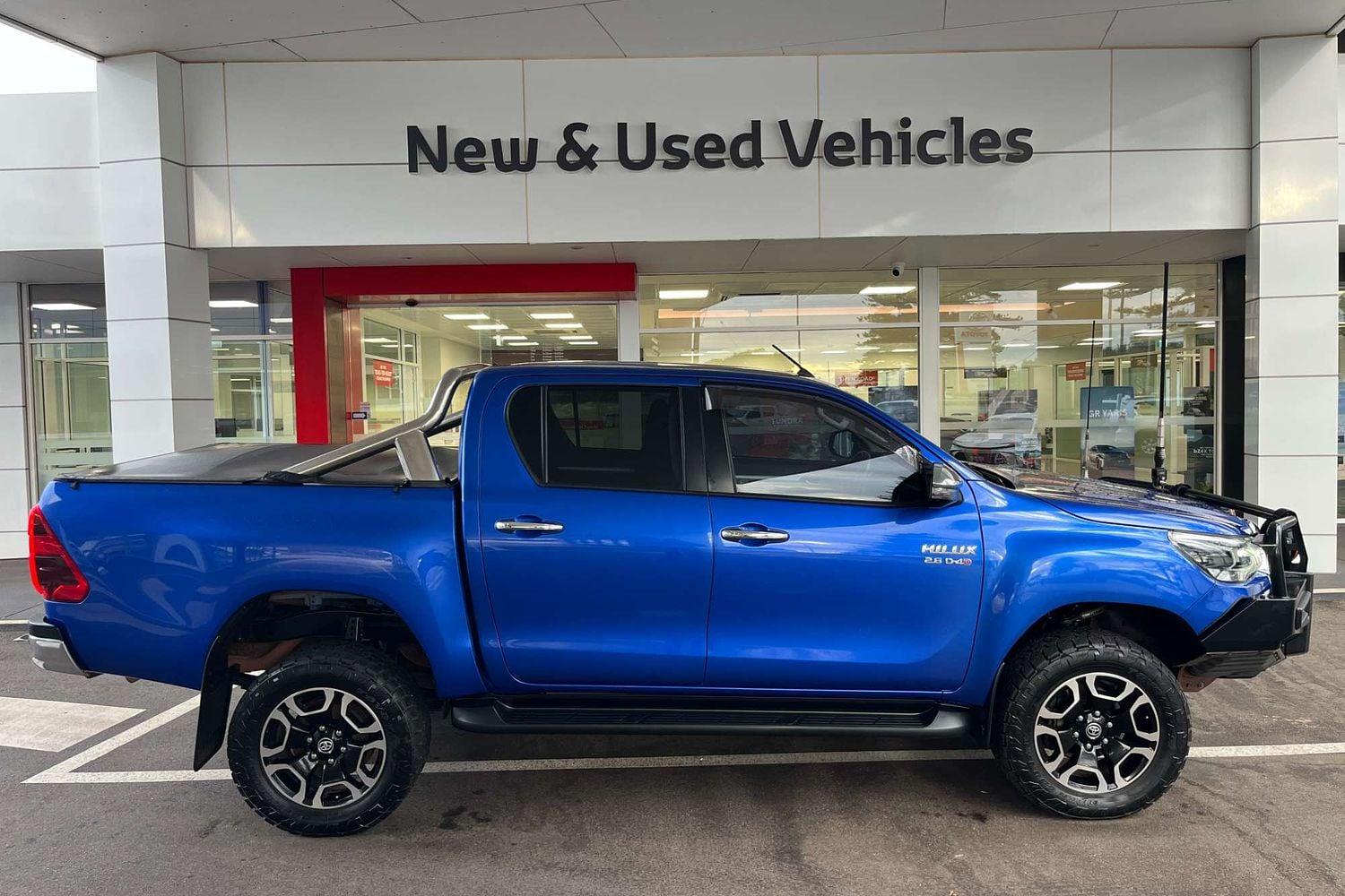 2020 Toyota Hilux SR5 in Blue