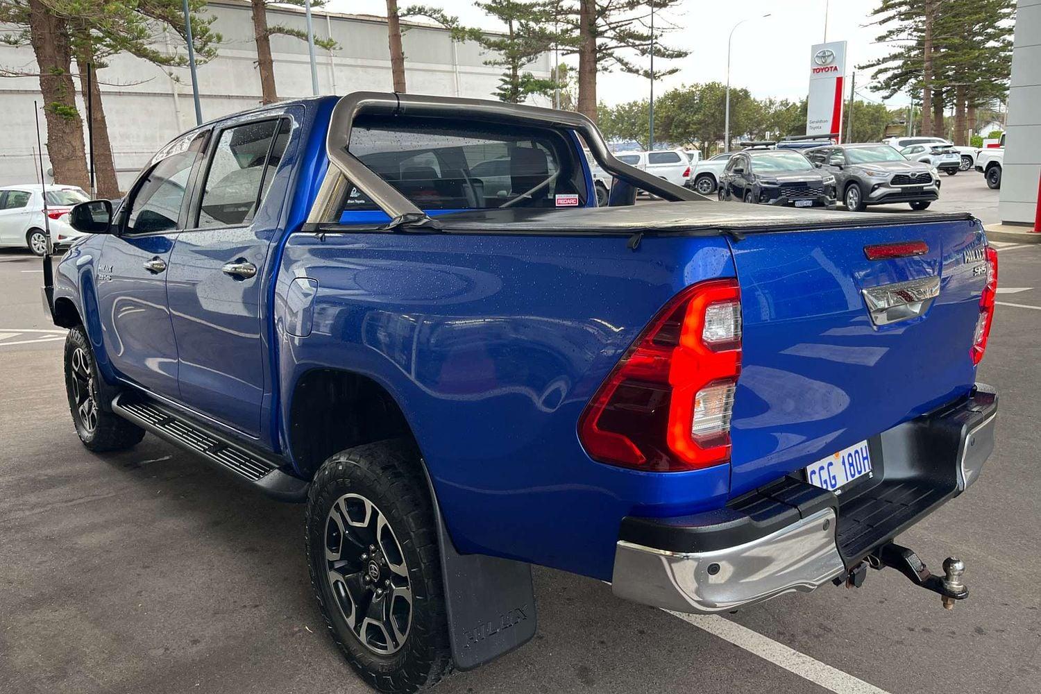 2020 Toyota Hilux SR5 in Blue