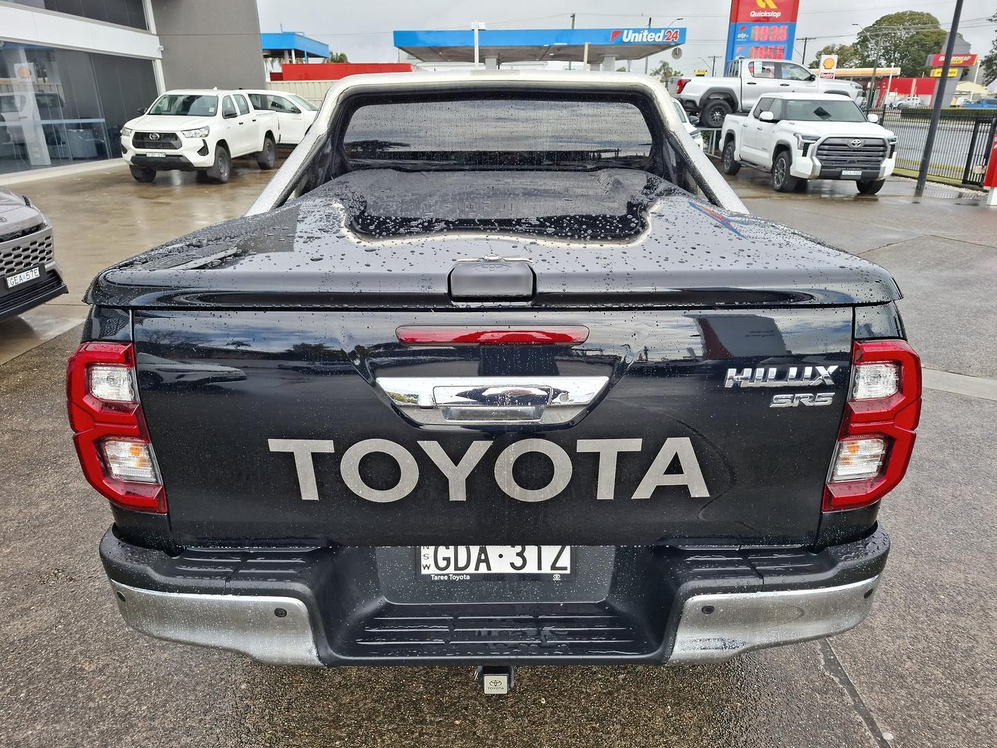 2021 Toyota Hilux SR5 in Black