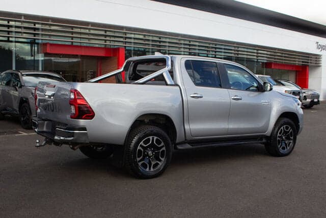 2021 Toyota Hilux SR5 in Silver
