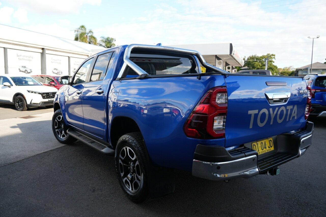 2023 Toyota Hilux SR5 in Blue