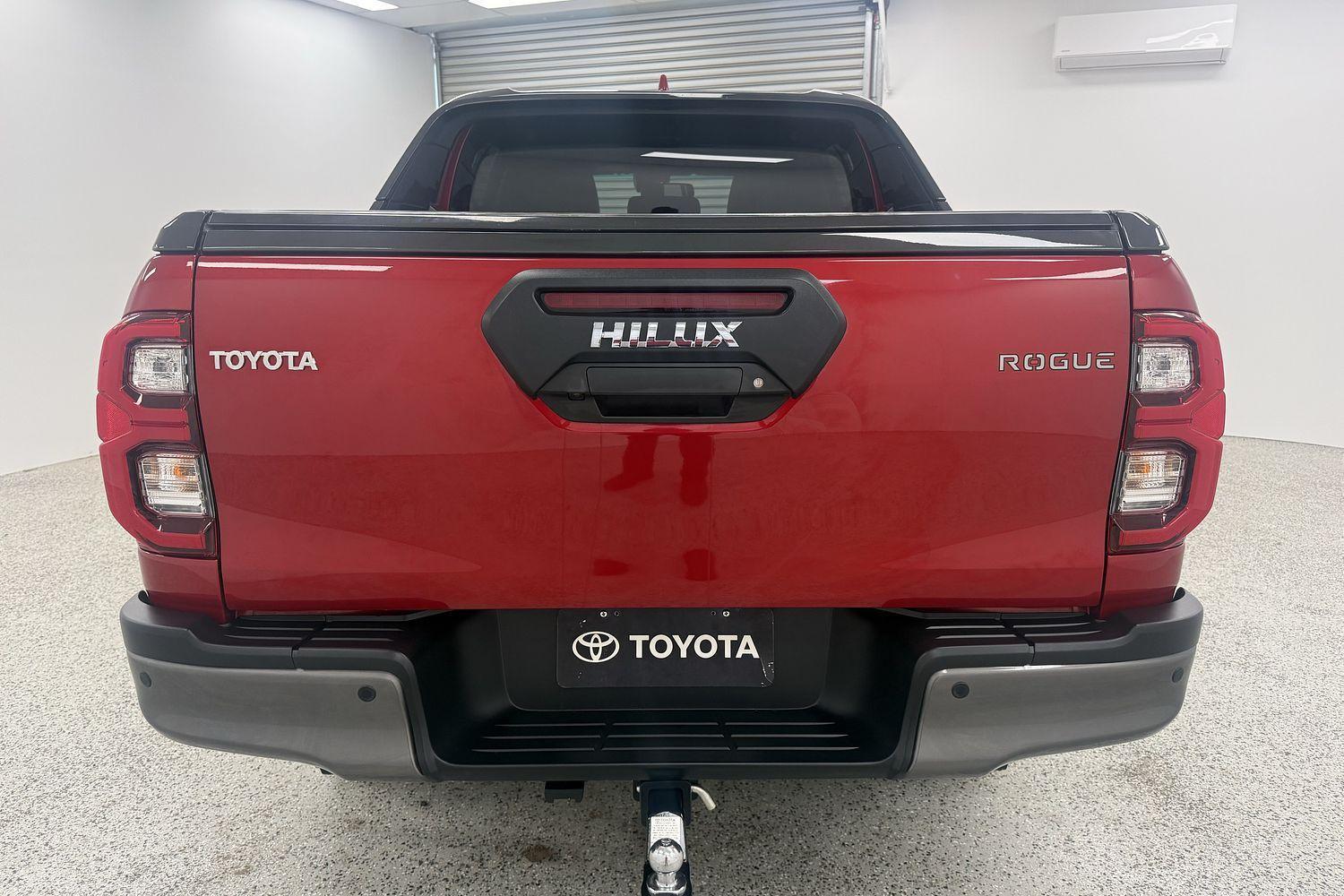 2022 Toyota Hilux Rogue in Red