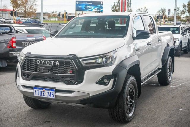 2023 Toyota Hilux GR-SPORT in White