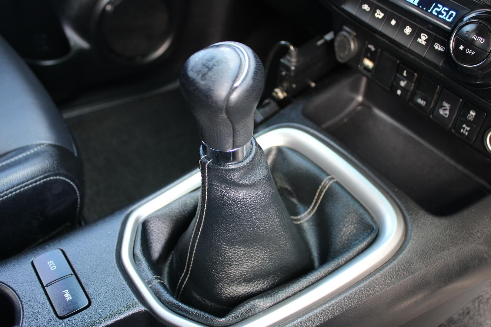 2021 Toyota Hilux SR5 in Silver