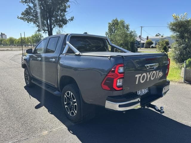 2022 Toyota Hilux SR5 in Silver