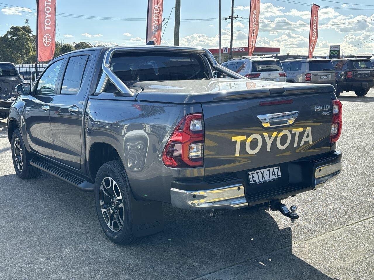 2022 Toyota Hilux SR5 in Silver