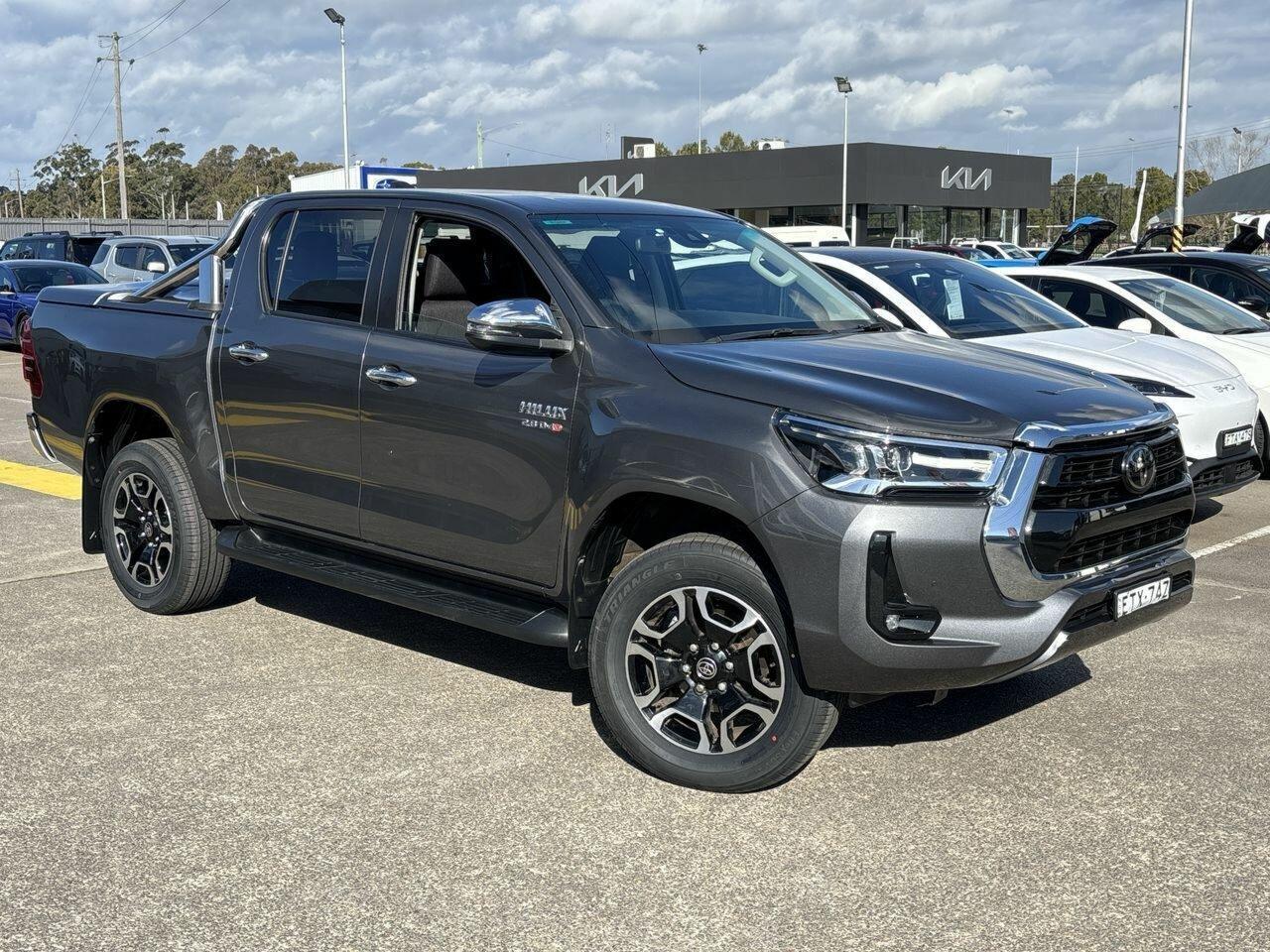 2022 Toyota Hilux SR5 in Silver