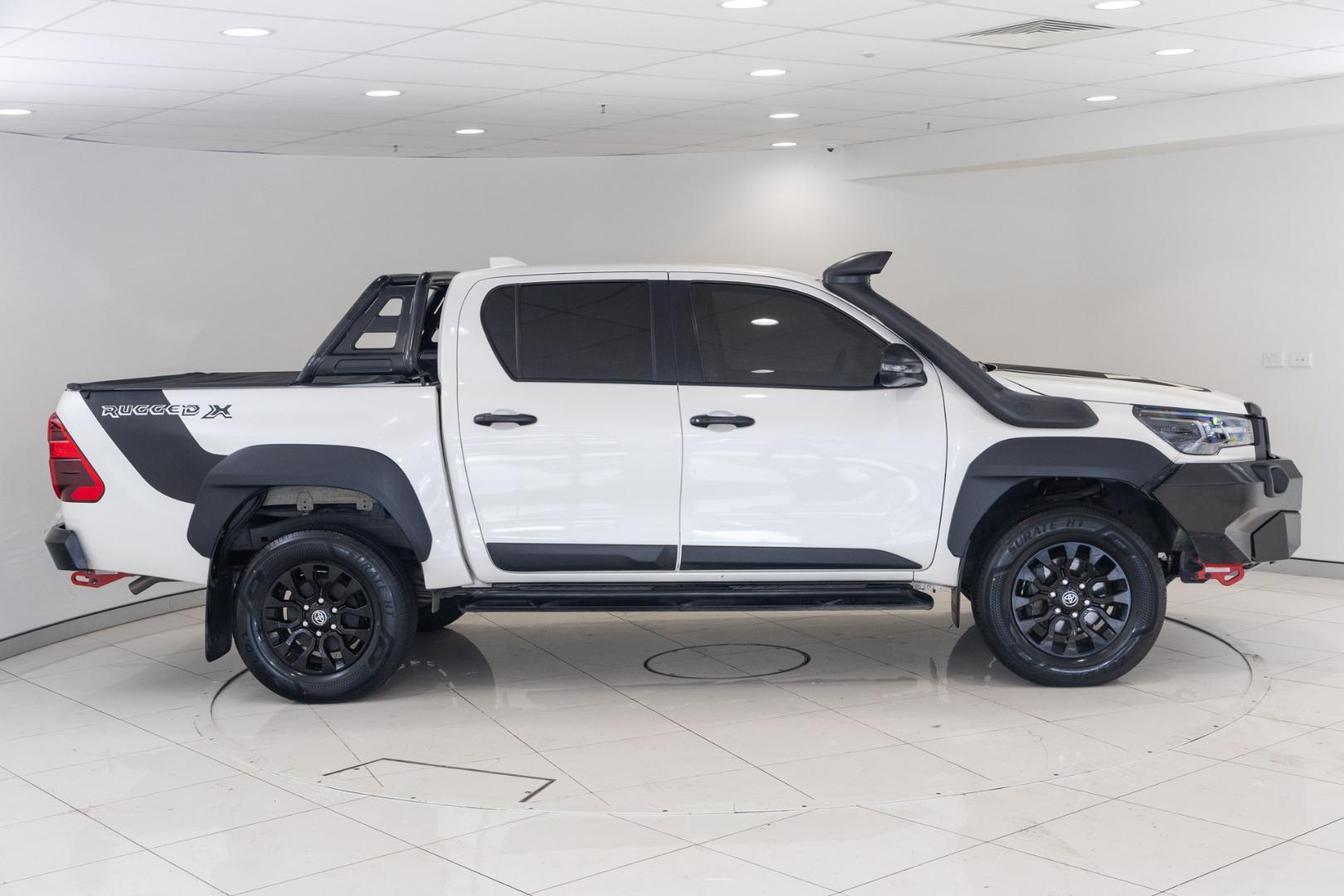 2022 Toyota Hilux Rugged X in White
