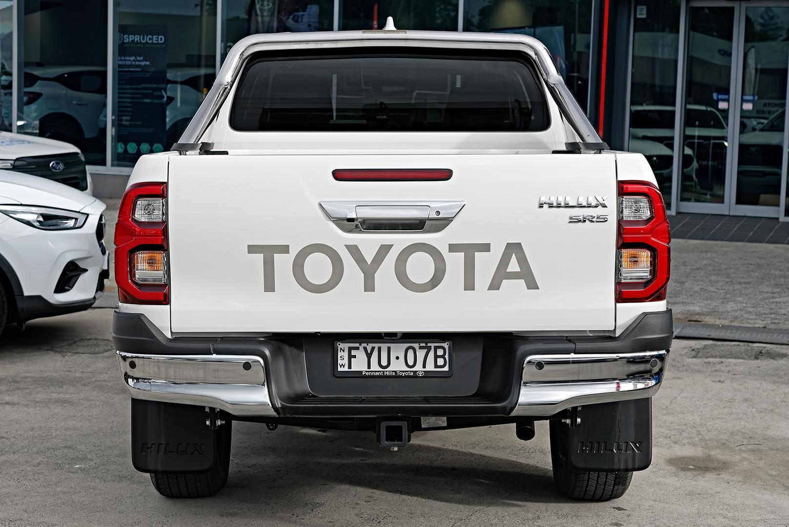 2023 Toyota Hilux SR5 in White