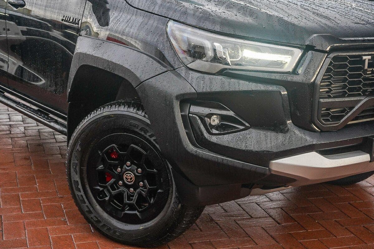 2024 Toyota Hilux GR-S in Black