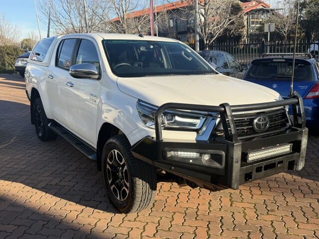 2020 Toyota Hilux SR5 in White