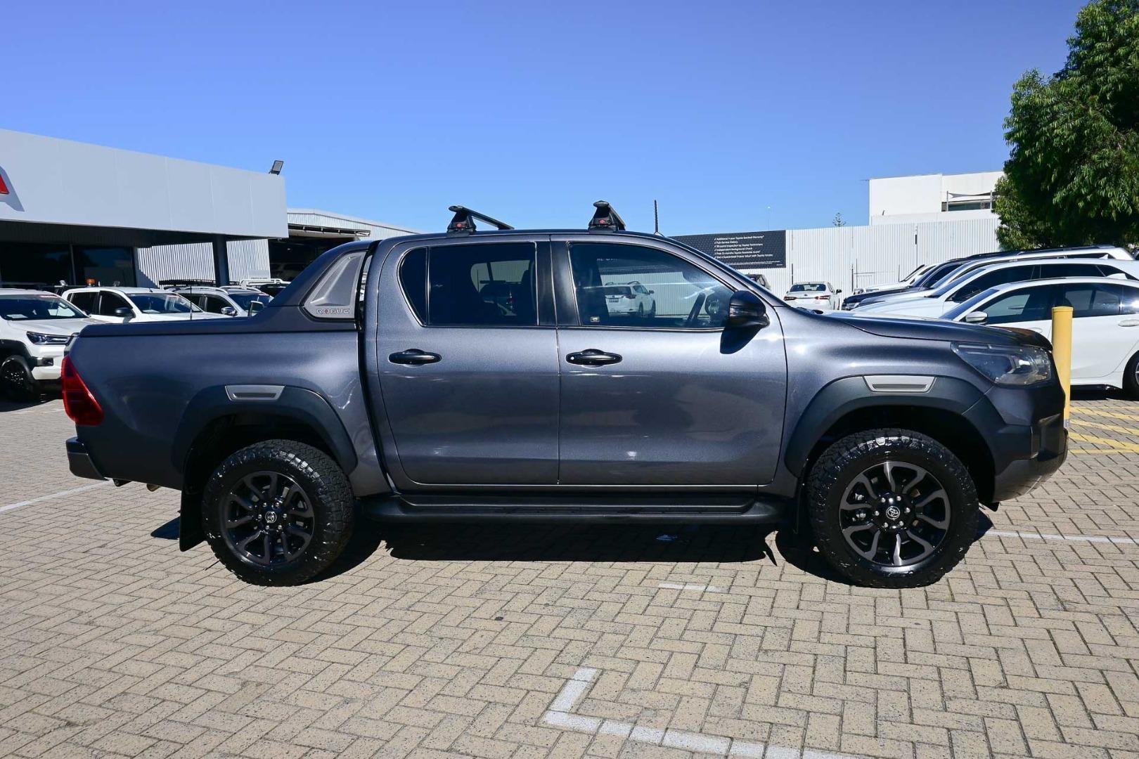 2021 Toyota Hilux Rogue in Silver