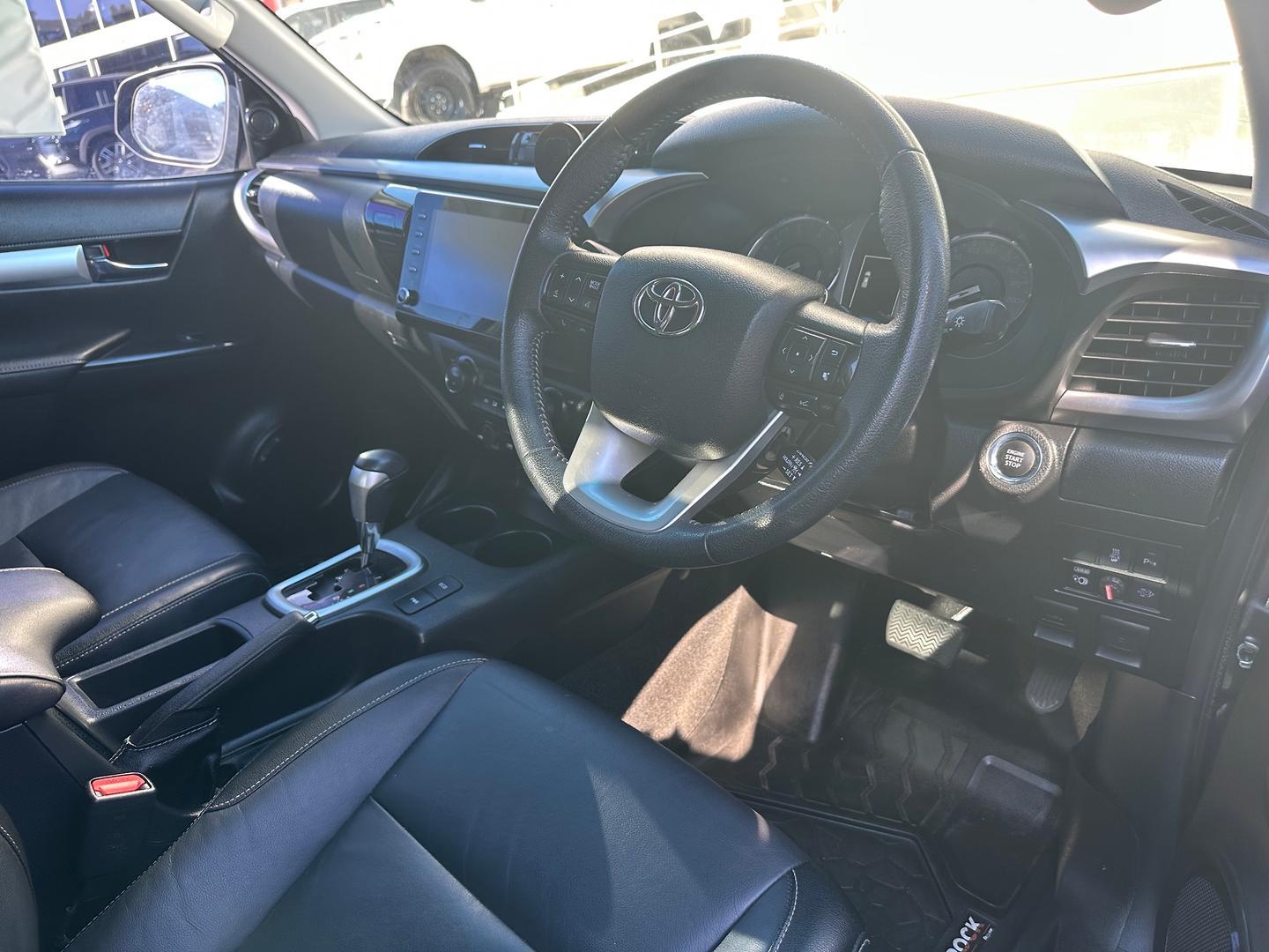 2022 Toyota Hilux SR5 in Silver