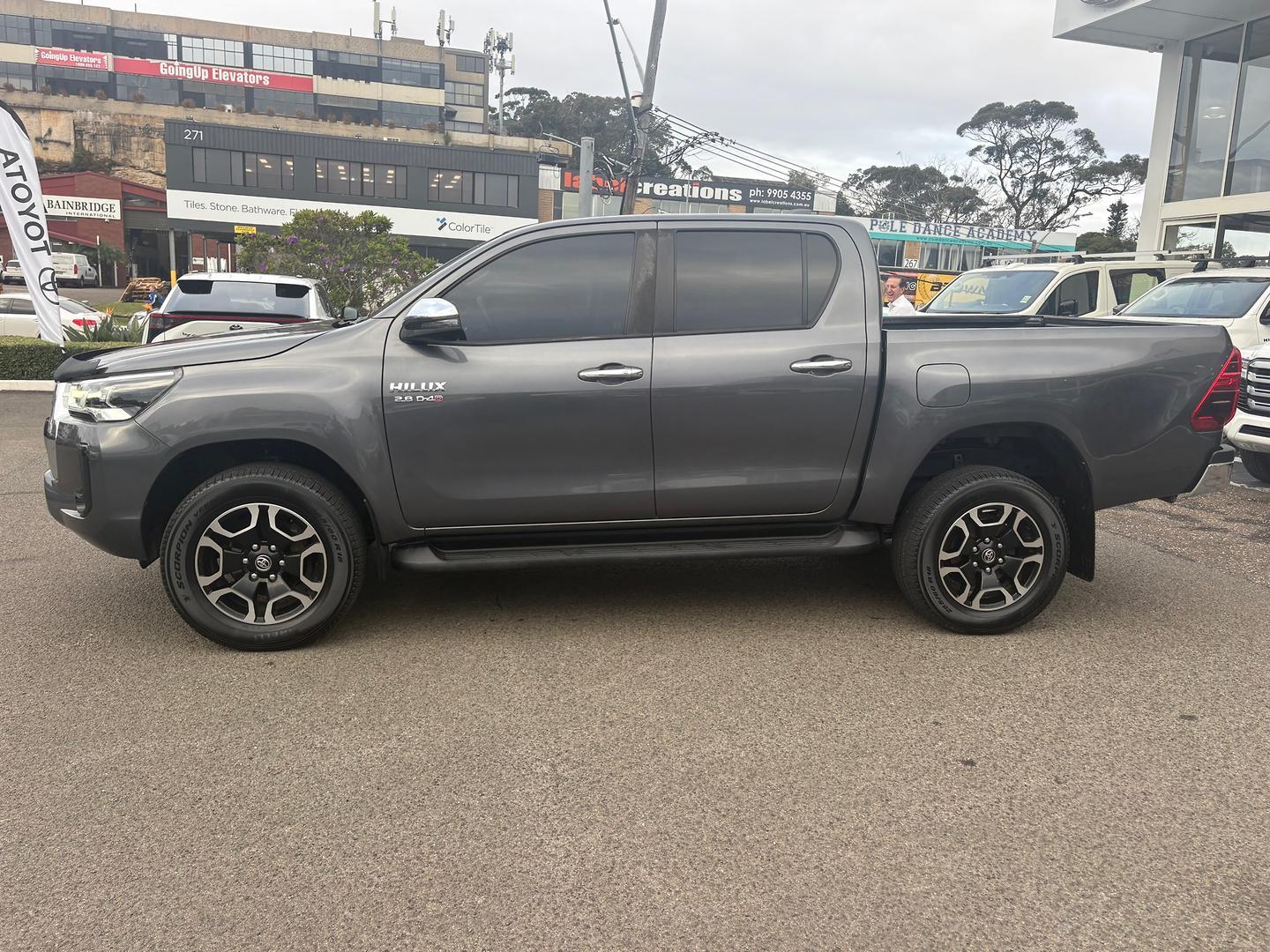 2022 Toyota Hilux SR5 in Silver