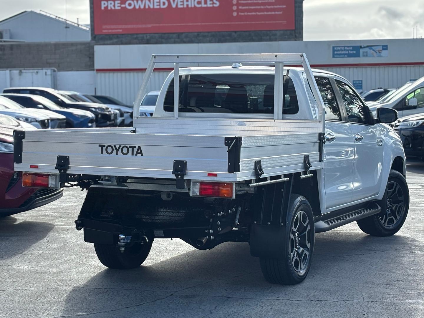 2023 Toyota Hilux SR5 in White