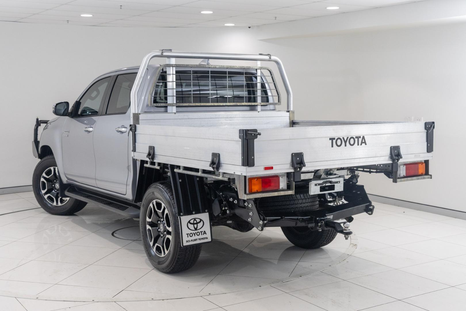 2023 Toyota Hilux SR5 in Silver
