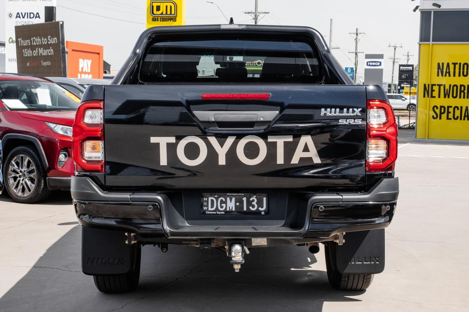 2024 Toyota Hilux SR5 in Black