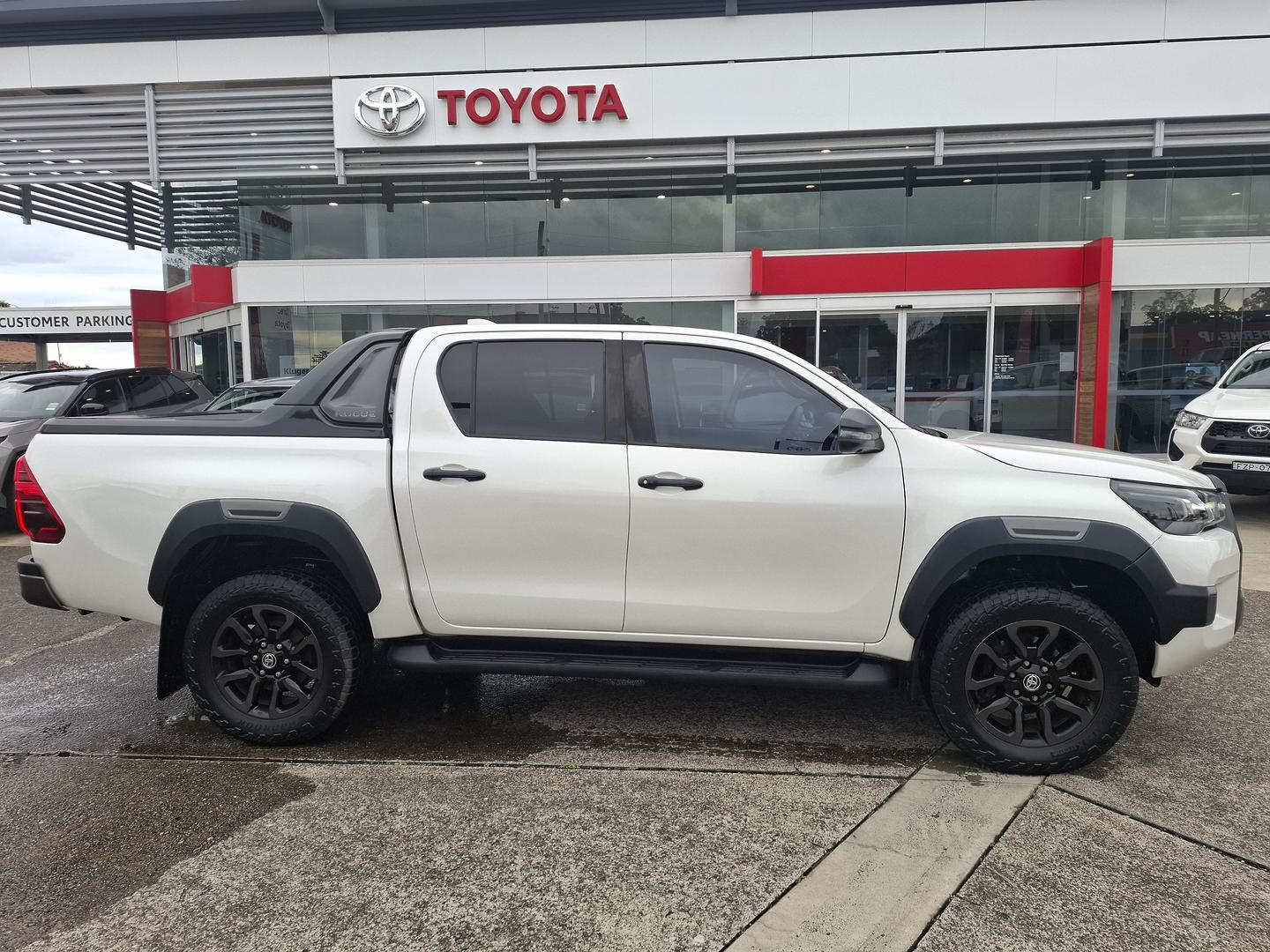2021 Toyota Hilux Rogue in White