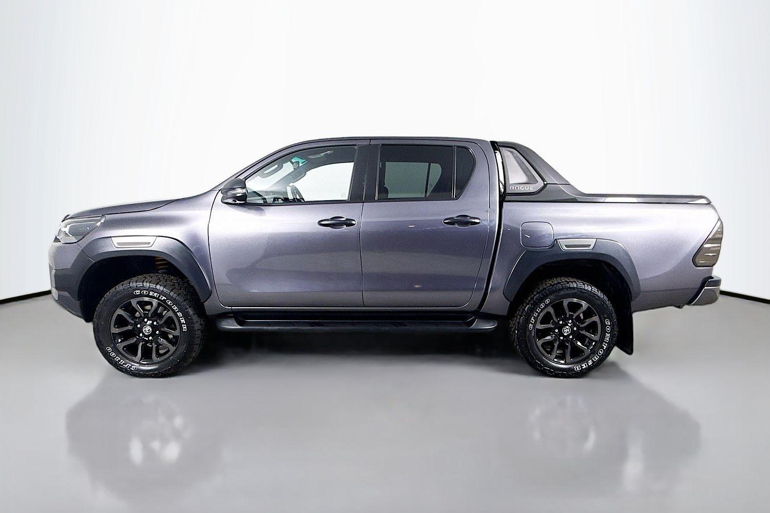 2021 Toyota Hilux Rogue in Silver