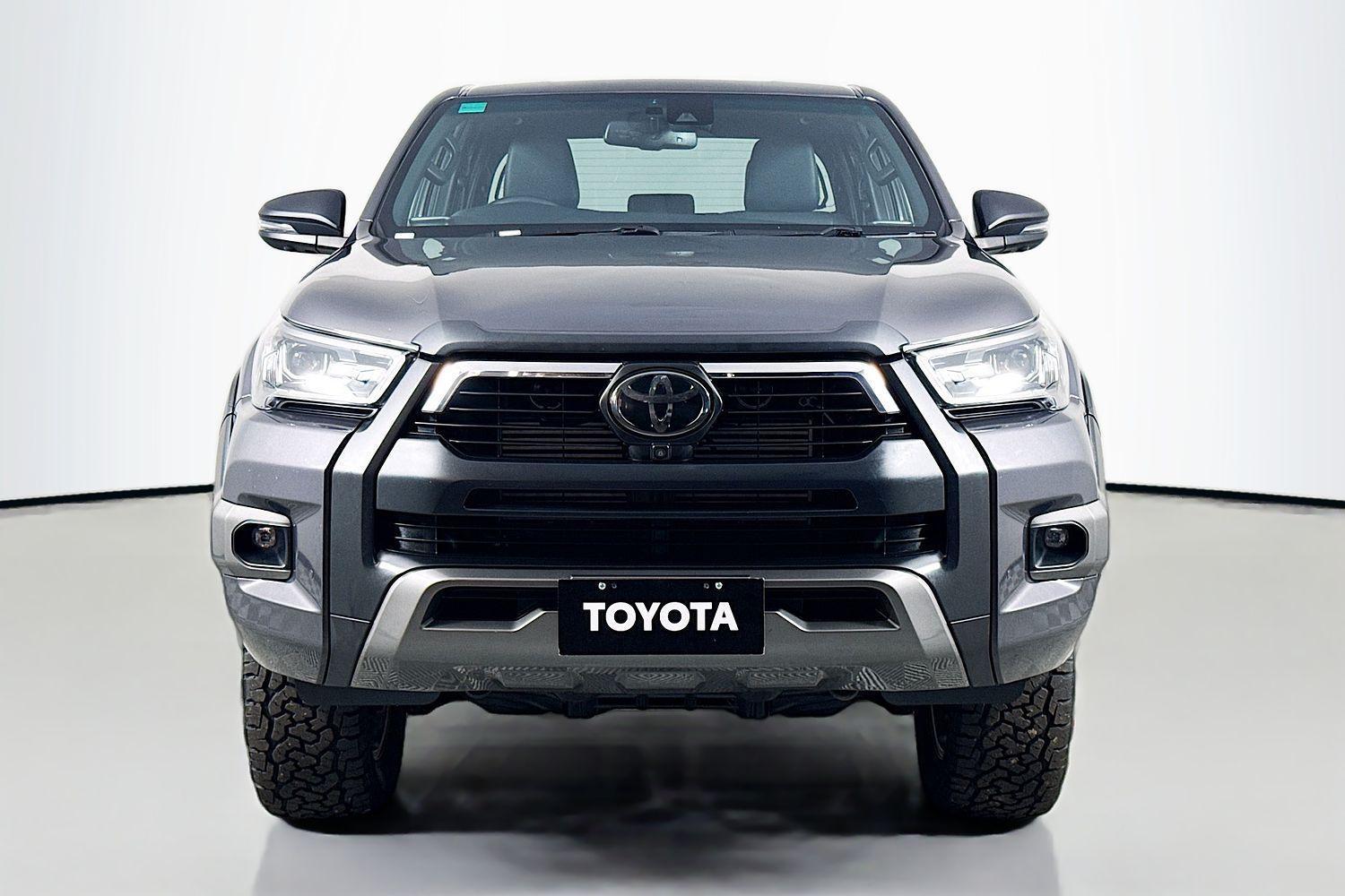 2021 Toyota Hilux Rogue in Silver
