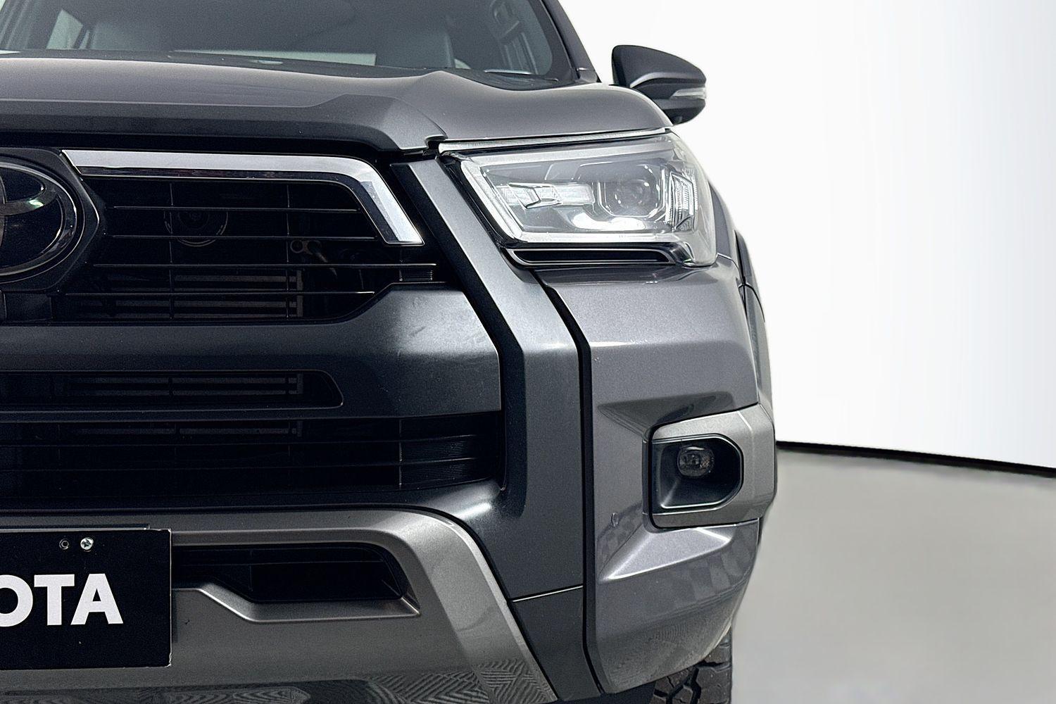 2021 Toyota Hilux Rogue in Silver