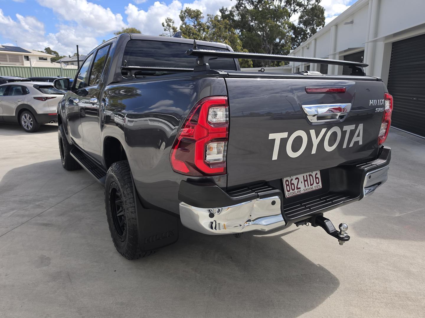 2023 Toyota Hilux SR5 in Silver