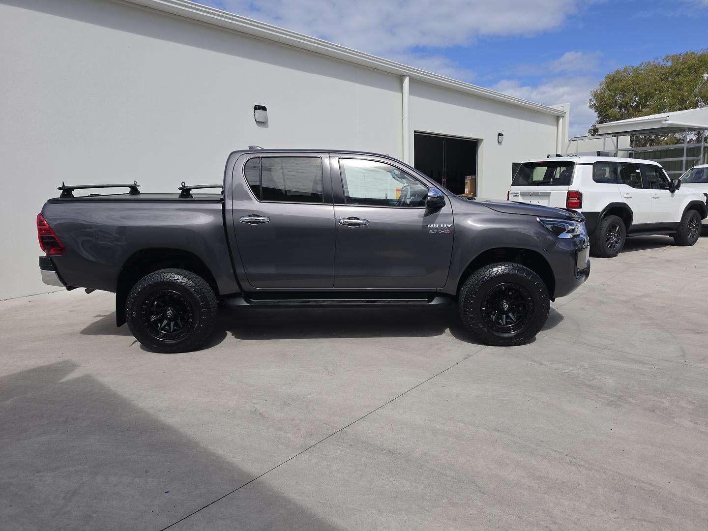 2023 Toyota Hilux SR5 in Silver